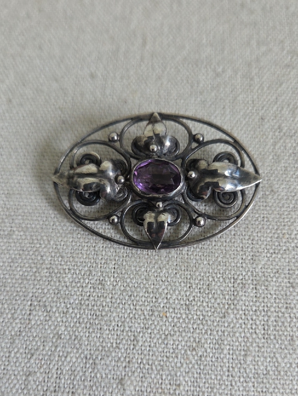 Vintage Unsigned Sterling Silver & Amethyst Brooch